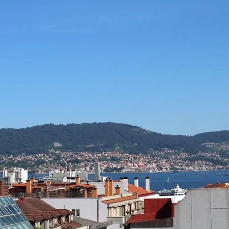 Charming With Bay And Christmas Lights Views + Optional Garage * Βίγκο